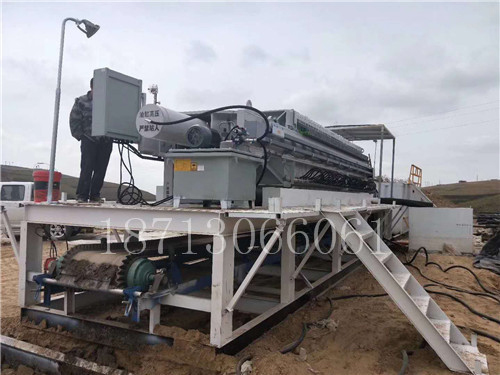 你知道板框壓濾機是怎樣脫水的嗎？